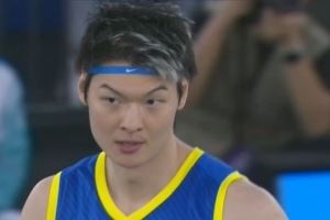 全运会男子三篮半决赛:福建14-22不敌上海 王哲林空砍10分4板 全运会男子三篮半决赛:福建14-22不敌上海 王哲林空砍10分4板