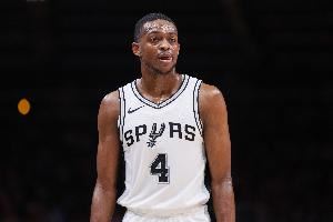 解说：福克斯在没有文班的情况下也能带队赢球 体现了价值